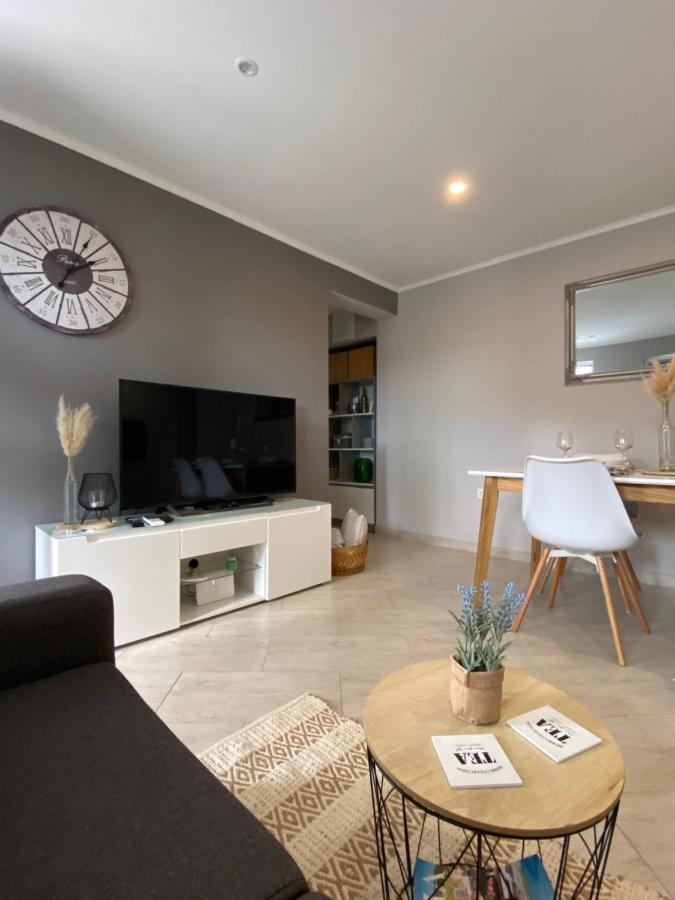 Apartman Petra Gustirna Luaran gambar