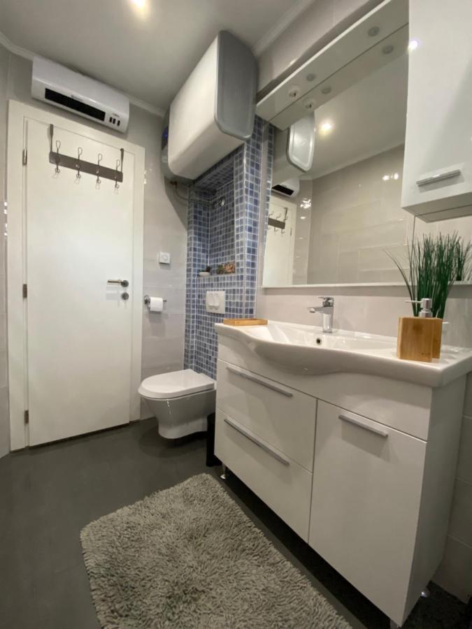 Apartman Petra Gustirna Luaran gambar